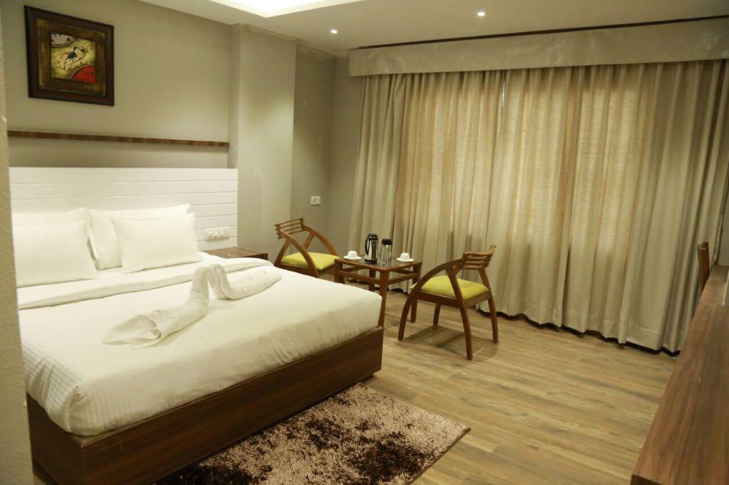 Hotel City Crown Mandsaur 외부 사진