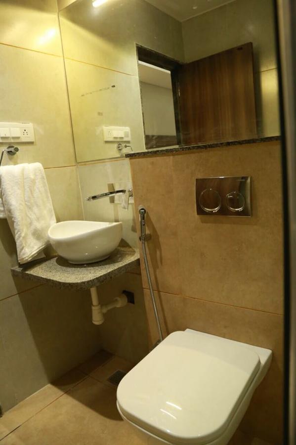 Hotel City Crown Mandsaur 외부 사진