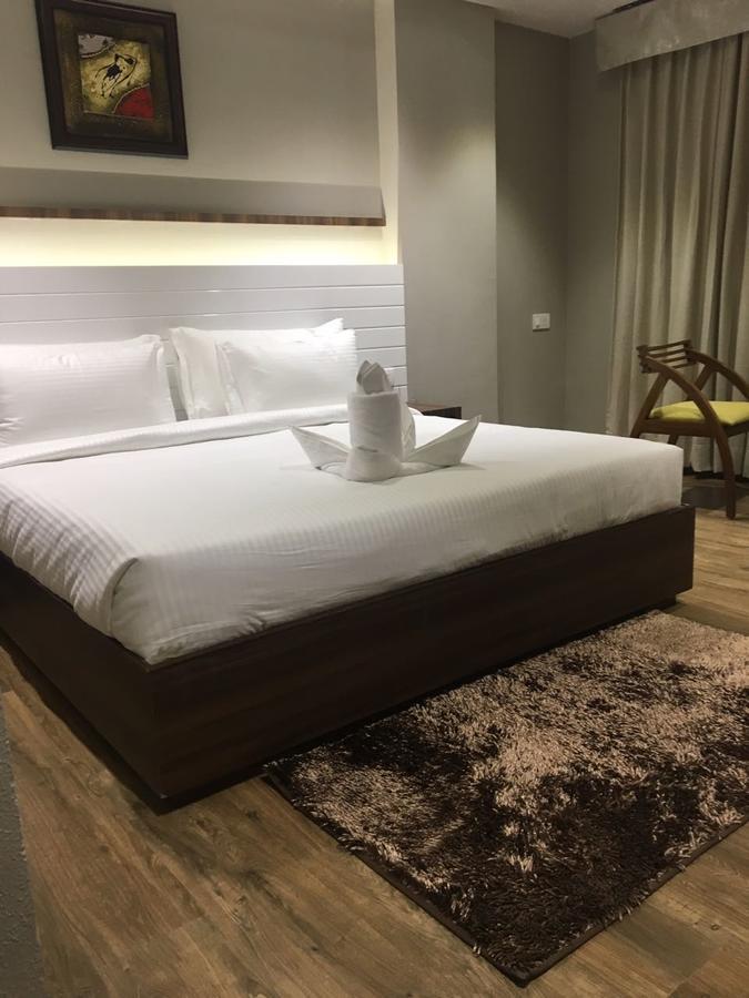 Hotel City Crown Mandsaur 외부 사진